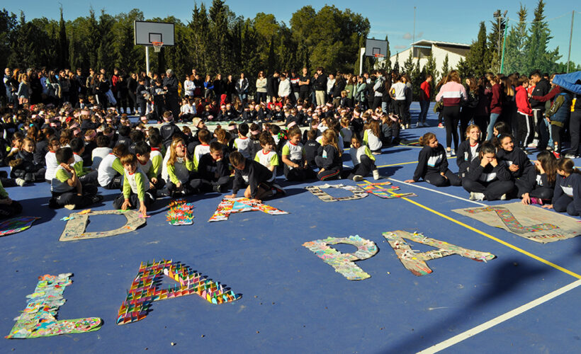 Día escolar de la paz y la no violencia