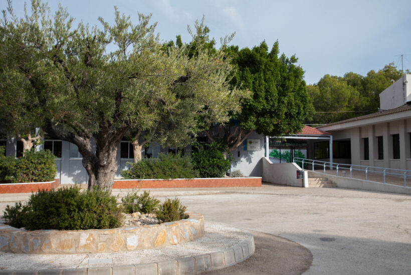 Patio principal del colegio ceu en murcia